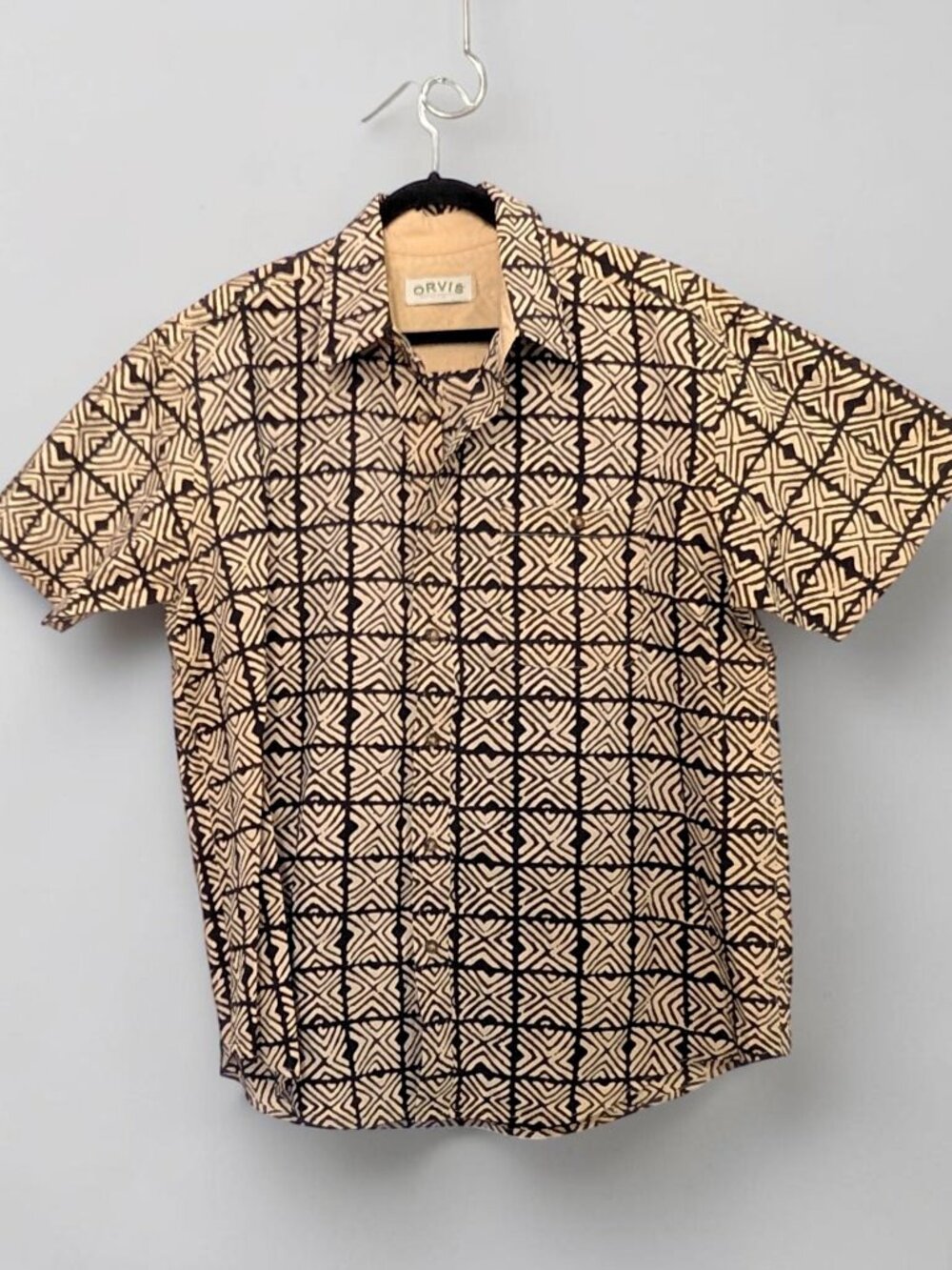 Orvis vintage 90s black tan geo tribal button up oversized shirt M's L / XL